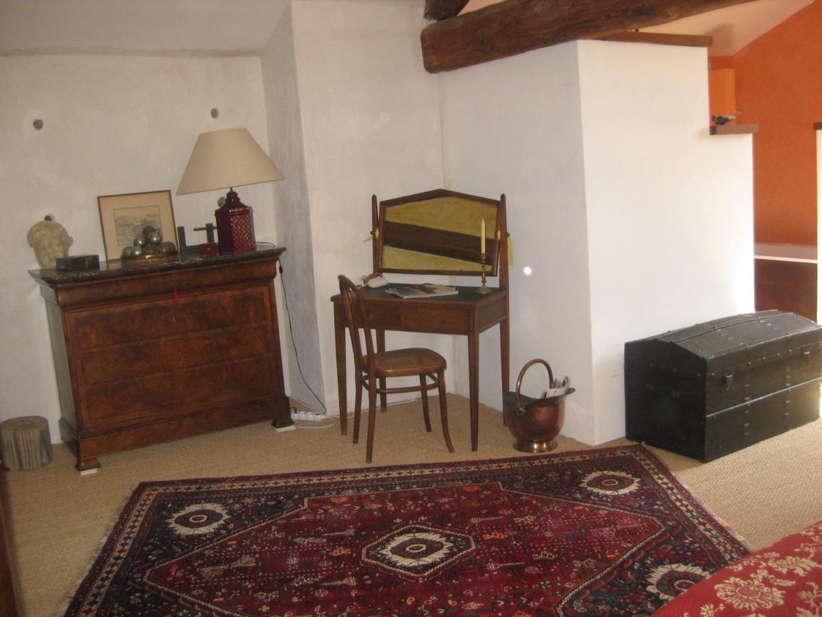 Gîte Aux Tournesols Malaucène Chambre photo
